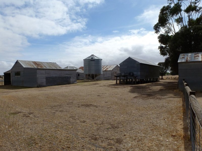 Photo - 0 Corner Murray Road And Glenelg Highway, Lake Bolac VIC 3351 - Image 7