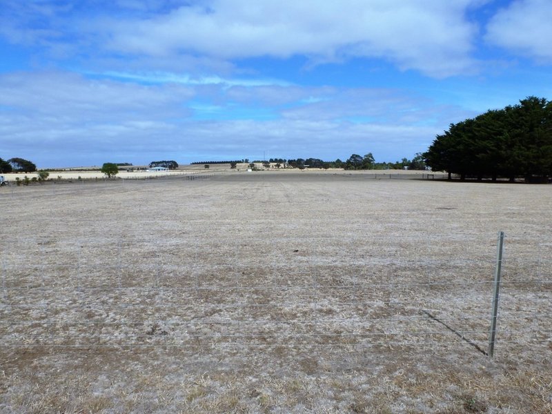 Photo - 0 Corner Murray Road And Glenelg Highway, Lake Bolac VIC 3351 - Image 14