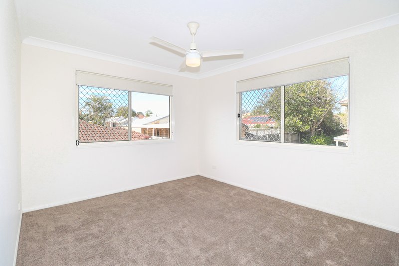 Photo - 01 Diamond Place, Runcorn QLD 4113 - Image 4