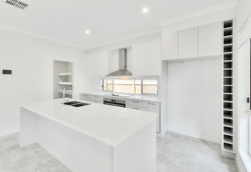 01W2 D2 Stana Place, Bellbowrie QLD 4070