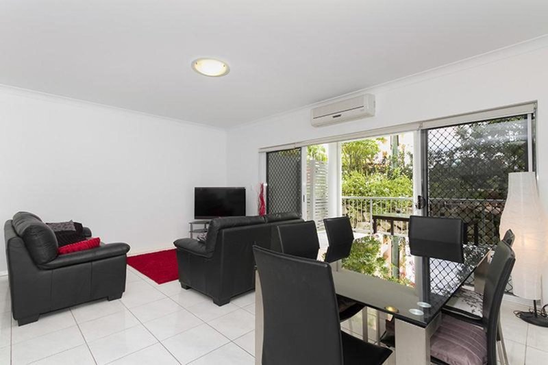 Photo - 02/35 Dunmore Terrace, Auchenflower QLD 4066 - Image 3