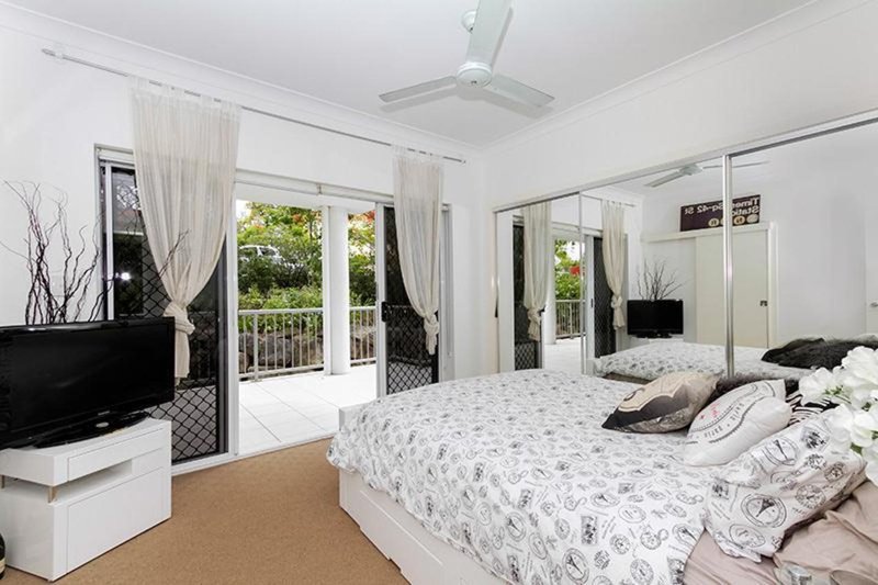 Photo - 02/35 Dunmore Terrace, Auchenflower QLD 4066 - Image 5