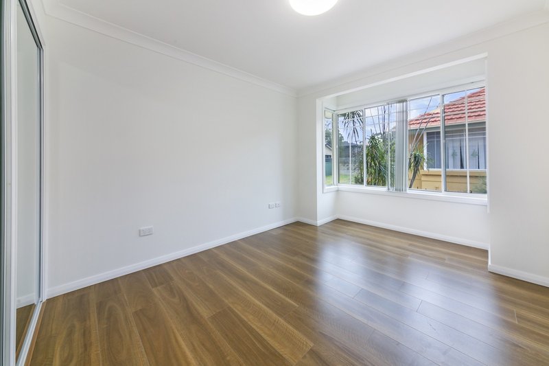 Photo - 02/4 Bowden St , Merrylands NSW 2160 - Image 3