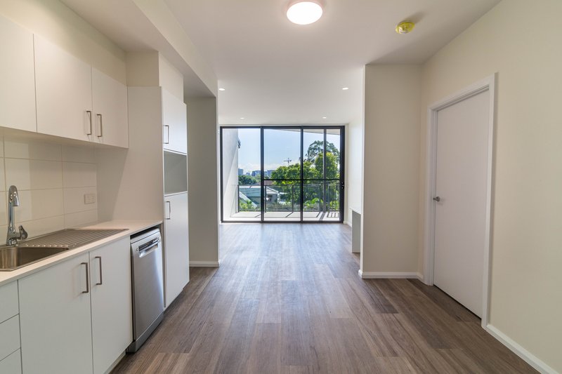 Photo - 03/25 Victoria Terrace, Annerley QLD 4103 - Image 16