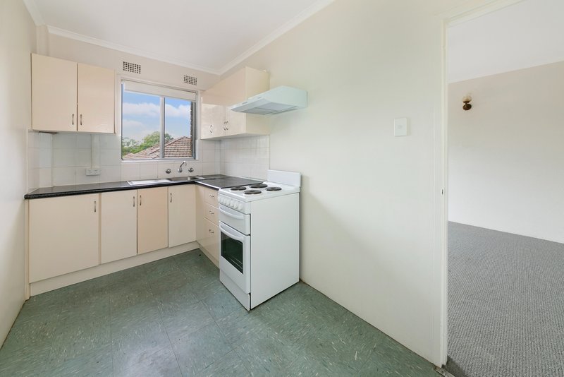Photo - 03/37 Calliope Street, Guildford NSW 2161 - Image 3