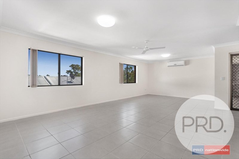 Photo - 04/21 Rosella St , Bongaree QLD 4507 - Image 2