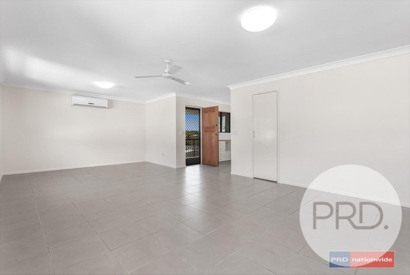 Photo - 04/21 Rosella St , Bongaree QLD 4507 - Image 3