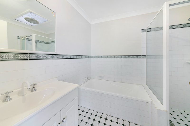 Photo - 04/58 Hampden Rd , South Wentworthville NSW 2145 - Image 4