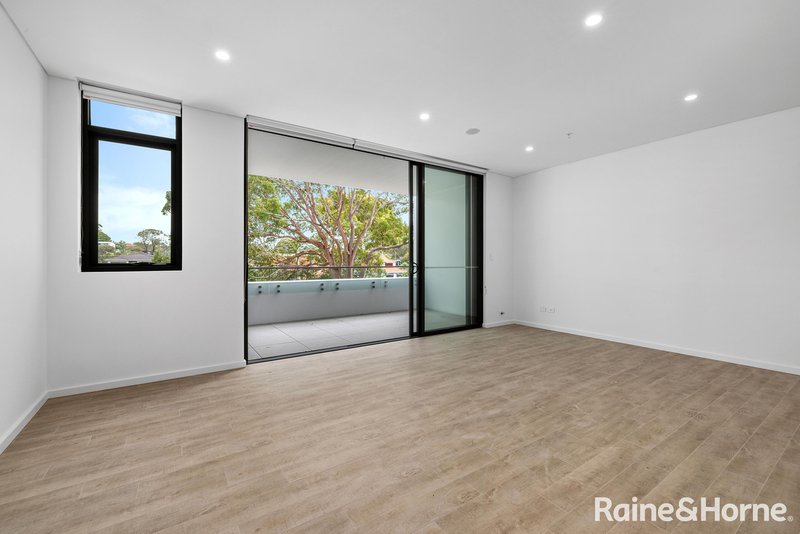 Photo - 06/6 James Street, Blakehurst NSW 2221 - Image 4