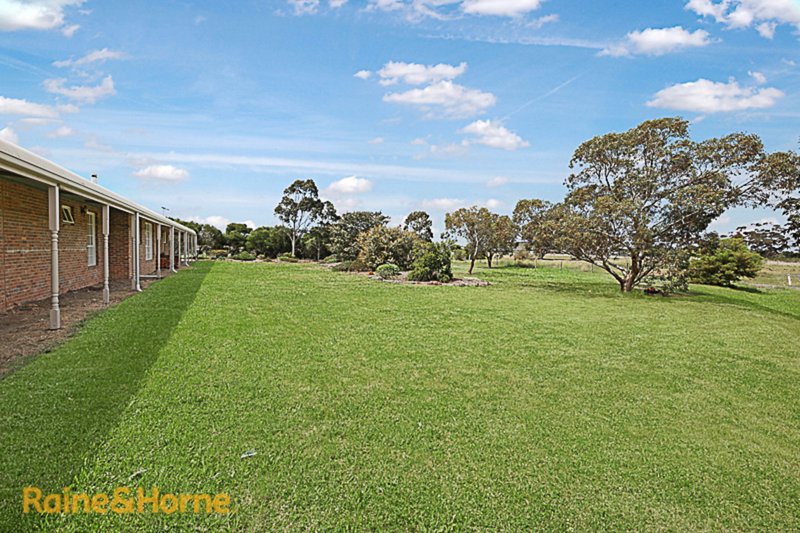 Photo - 1-11 Fleming Court, Sunbury VIC 3429 - Image 6