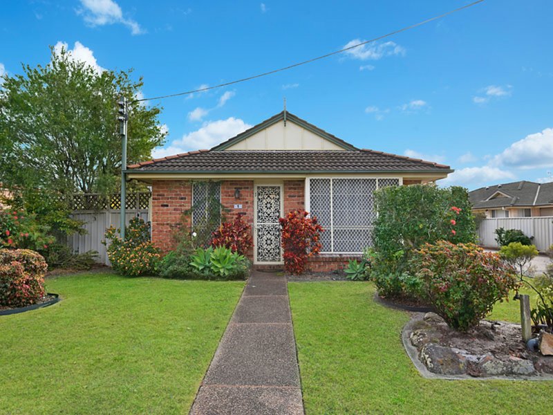 1 /15 Wood Street, Swansea NSW 2281