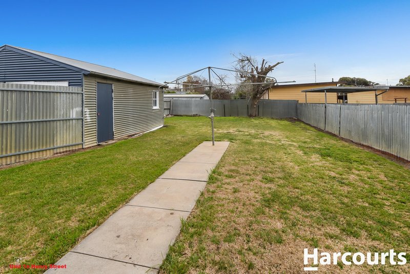 Photo - 1 & 1a Henry Street, Horsham VIC 3400 - Image 13