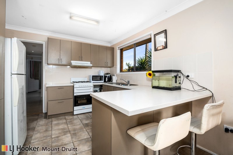 Photo - 1 & 1a Shiraz Place, Minchinbury NSW 2770 - Image 4