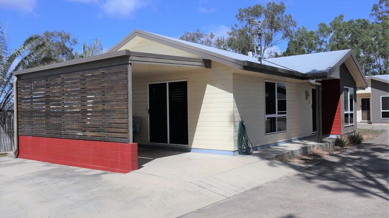 Photo - 1, 2 & 3/8 Cassia Court, Nebo QLD 4742 - Image 13