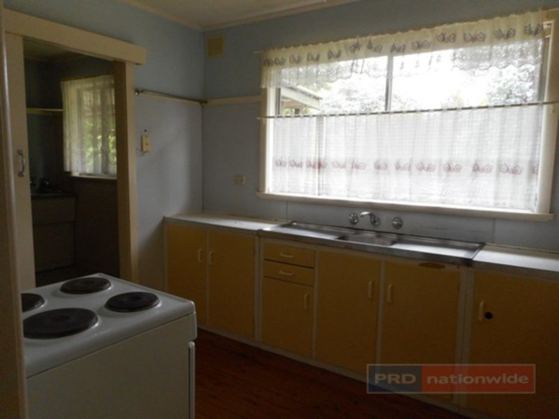 Photo - 1 & 2 / 7 Macquarie , Tumut NSW 2720 - Image 5