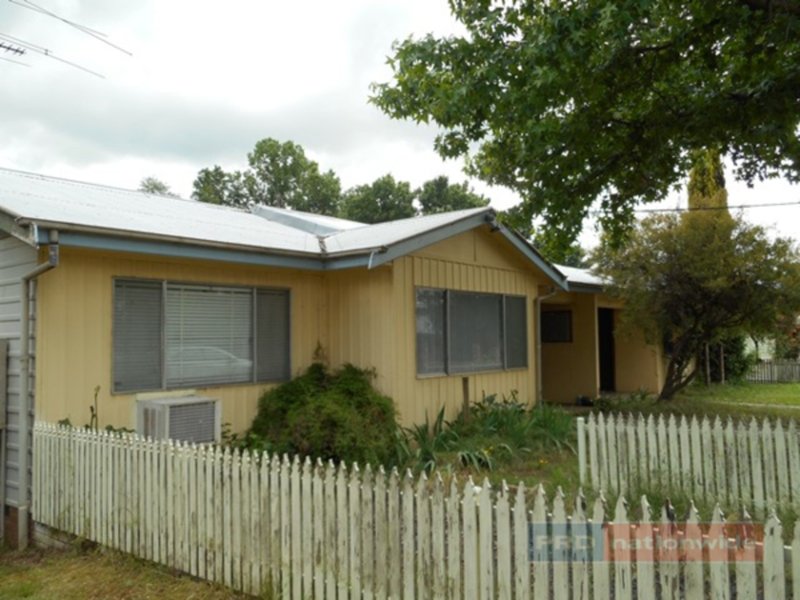 Photo - 1 & 2 / 7 Macquarie , Tumut NSW 2720 - Image 15