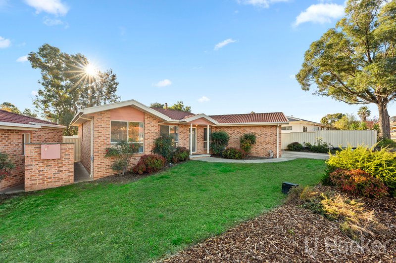 Photo - 1-2/10 Franklin Court, Jerrabomberra NSW 2619 - Image 4