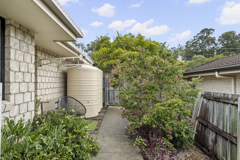 Photo - 1 & 2/101 Kurrajong Drive, Warner QLD 4500 - Image 11