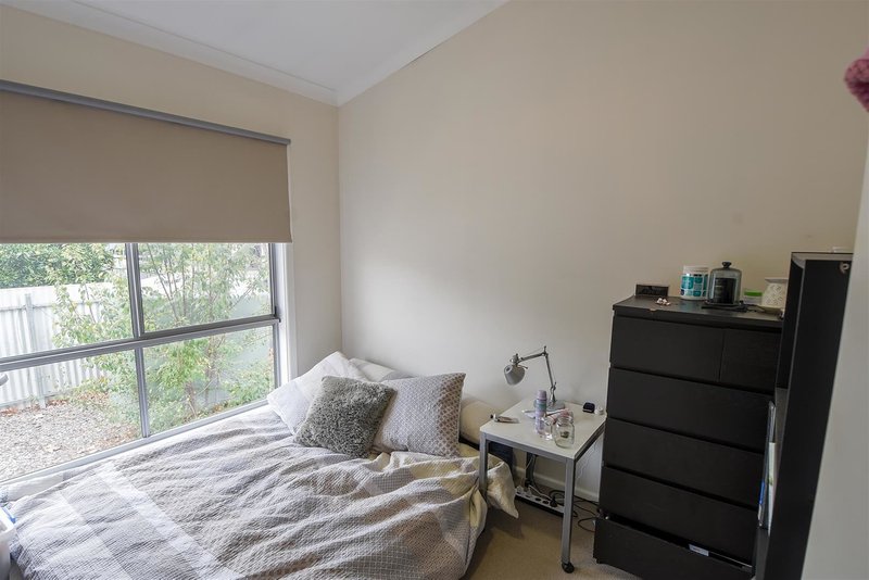 Photo - 1 & 2/12 Cecil Street, Horsham VIC 3400 - Image 6