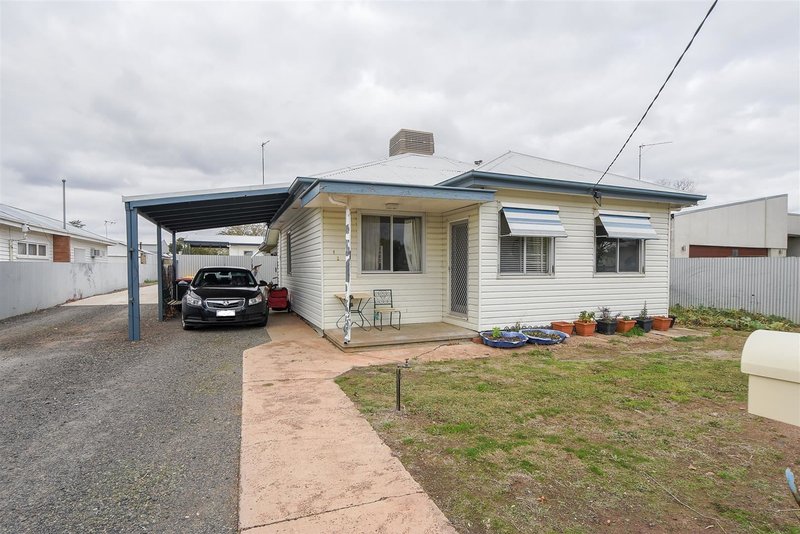 Photo - 1 & 2/12 Cecil Street, Horsham VIC 3400 - Image 11