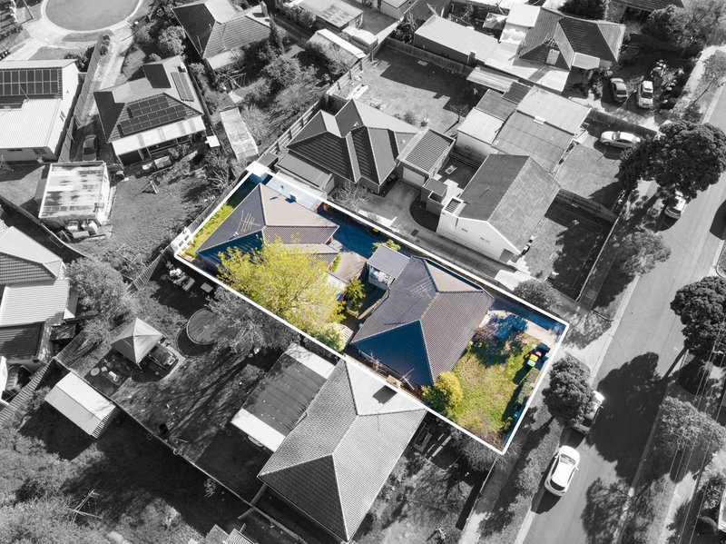 Photo - 1-2/12 Elmhurst Street, Noble Park North VIC 3174 - Image 23