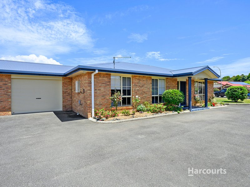 Photo - 1 & 2/13 Freestone Crescent, Wynyard TAS 7325 - Image 3