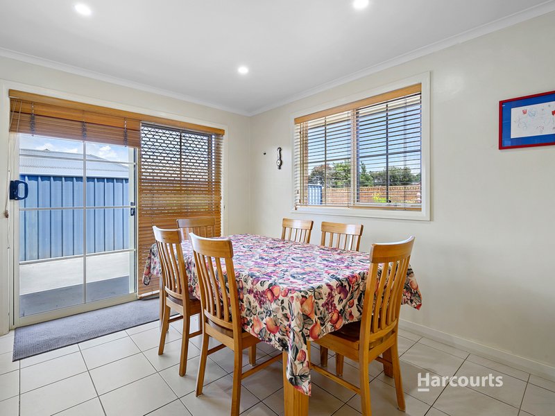 Photo - 1 & 2/13 Freestone Crescent, Wynyard TAS 7325 - Image 9