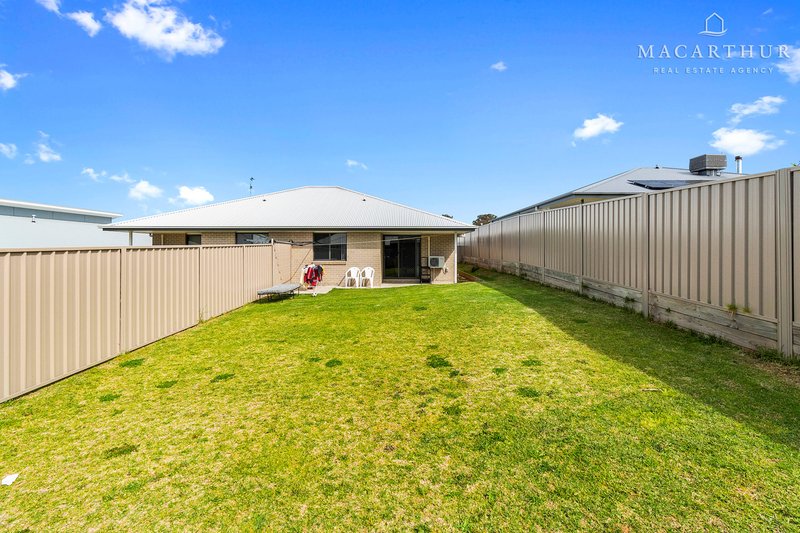 Photo - 1-2/131 Bradman Drive, Boorooma NSW 2650 - Image 10