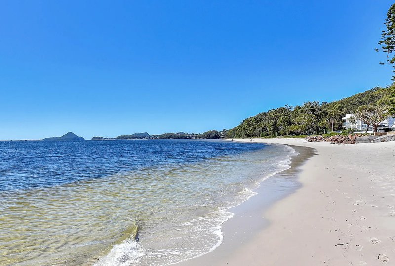 Photo - 1 & 2/16 Sandy Point Road, Corlette NSW 2315 - Image 7