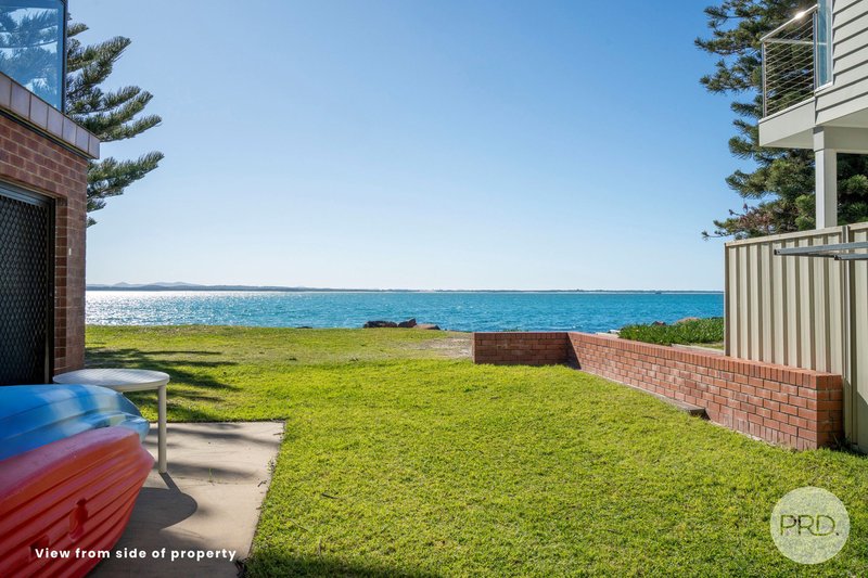 Photo - 1 & 2/16 Sandy Point Road, Corlette NSW 2315 - Image 9