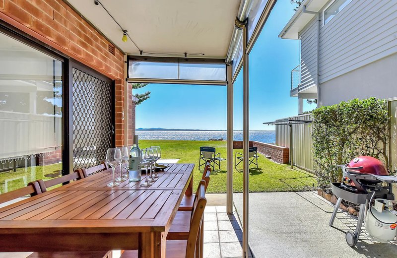 Photo - 1 & 2/16 Sandy Point Road, Corlette NSW 2315 - Image 10