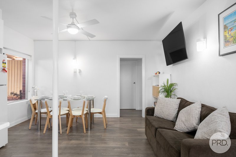 Photo - 1 & 2/16 Sandy Point Road, Corlette NSW 2315 - Image 14