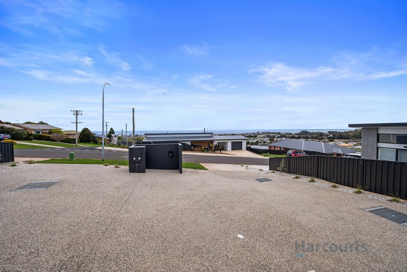 Photo - 1 & 2/174 Trevor Street, Ulverstone TAS 7315 - Image 4