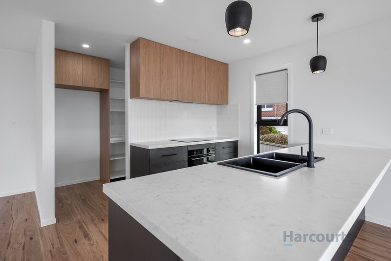 Photo - 1 & 2/174 Trevor Street, Ulverstone TAS 7315 - Image 9