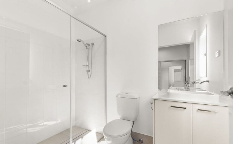 Photo - 1 & 2/18 Luminous Place, Morayfield QLD 4506 - Image 5