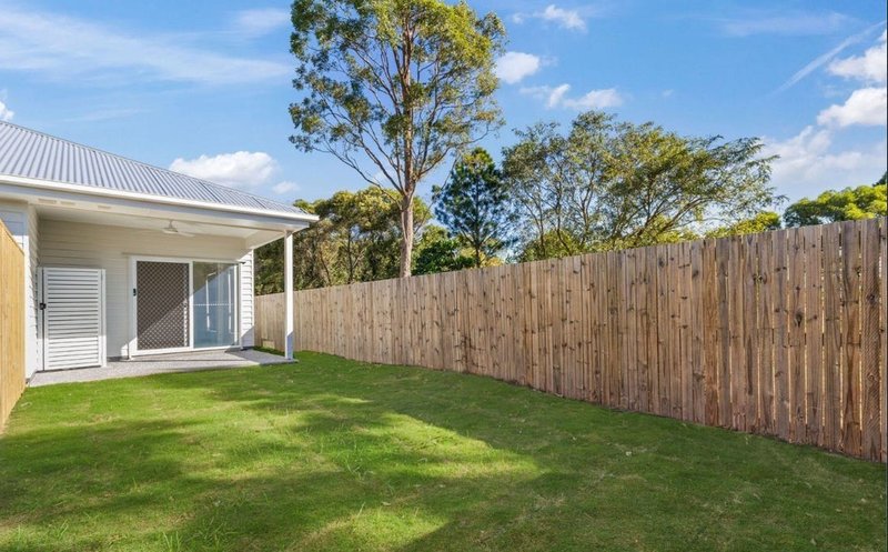 Photo - 1 & 2/18 Luminous Place, Morayfield QLD 4506 - Image 9