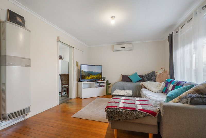 Photo - 1 & 2/1a Jenkins Street, Noble Park VIC 3174 - Image 4