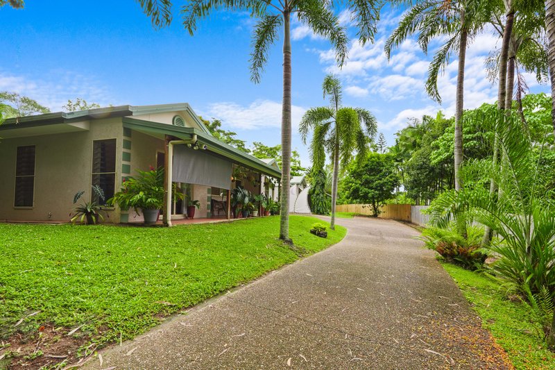 Photo - 1 & 2/2 Dowsett Close, Yorkeys Knob QLD 4878 - Image 13