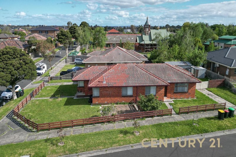 Photo - 1-2/20 Morwell Street, Dandenong VIC 3175 - Image 3