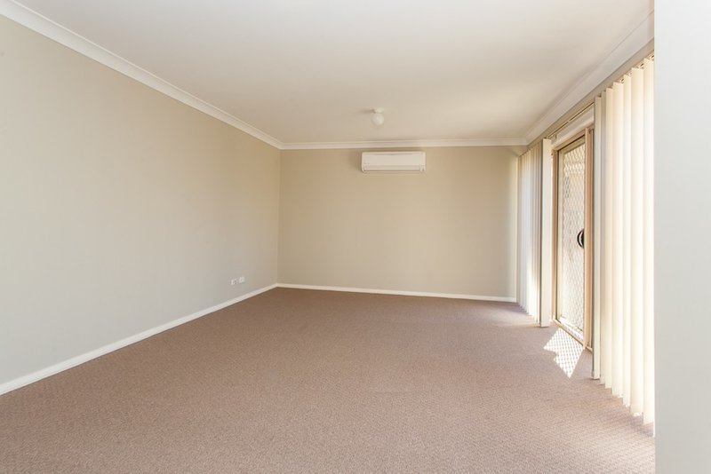 Photo - 1 & 2/22 Alpine Avenue, Cessnock NSW 2325 - Image 12