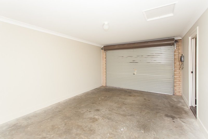 Photo - 1 & 2/22 Alpine Avenue, Cessnock NSW 2325 - Image 23