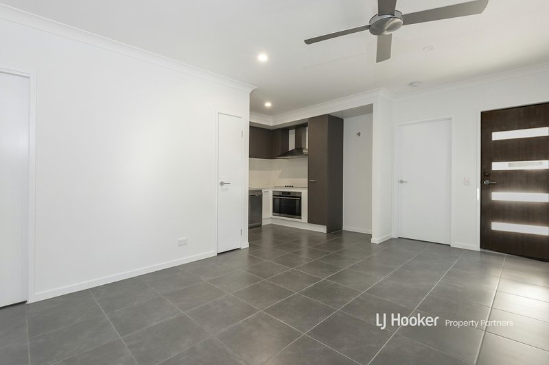 Photo - 1 & 2/22A Monash Road, Loganlea QLD 4131 - Image 3