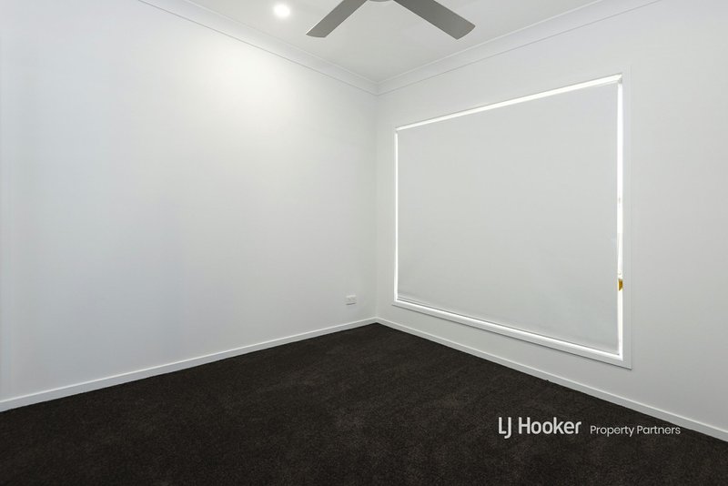 Photo - 1 & 2/22A Monash Road, Loganlea QLD 4131 - Image 5