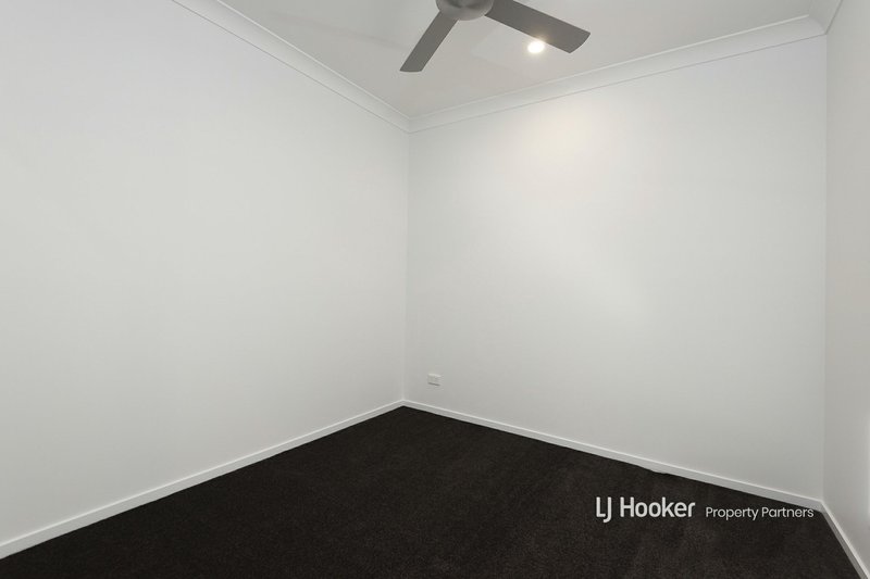 Photo - 1 & 2/22A Monash Road, Loganlea QLD 4131 - Image 9