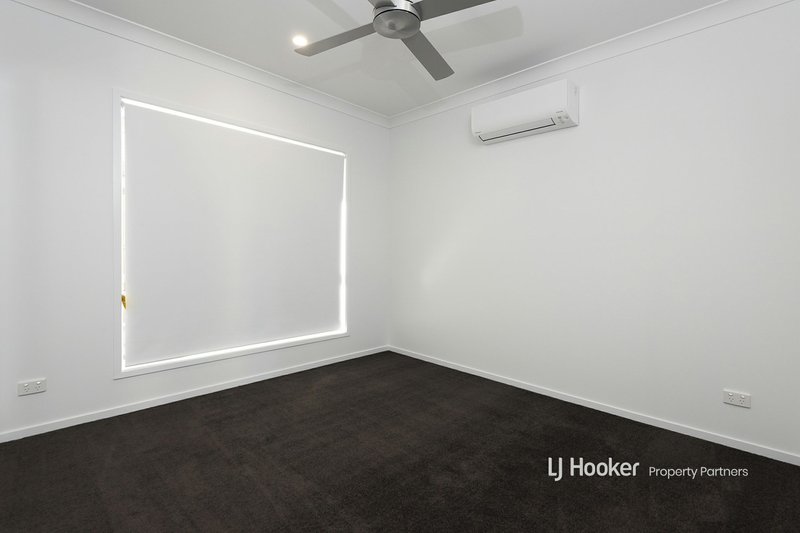 Photo - 1 & 2/22A Monash Road, Loganlea QLD 4131 - Image 10