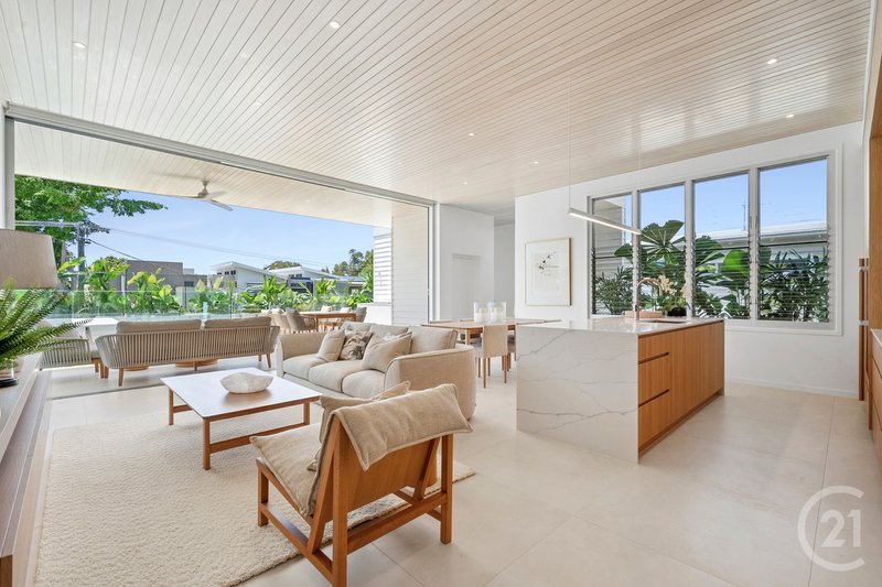 Photo - 1 & 2/23 Edward Street, Noosaville QLD 4566 - Image 1