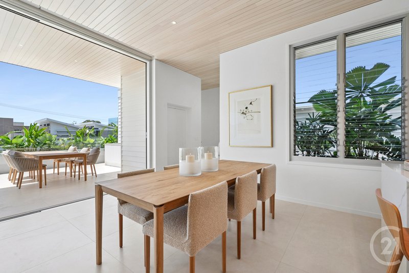 Photo - 1 & 2/23 Edward Street, Noosaville QLD 4566 - Image 5