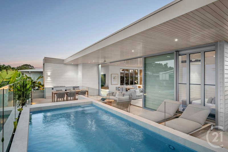 Photo - 1 & 2/23 Edward Street, Noosaville QLD 4566 - Image 8