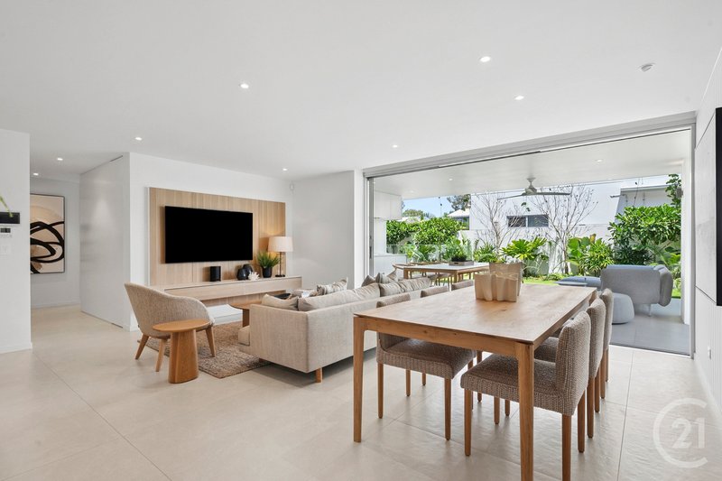 Photo - 1 & 2/23 Edward Street, Noosaville QLD 4566 - Image 19