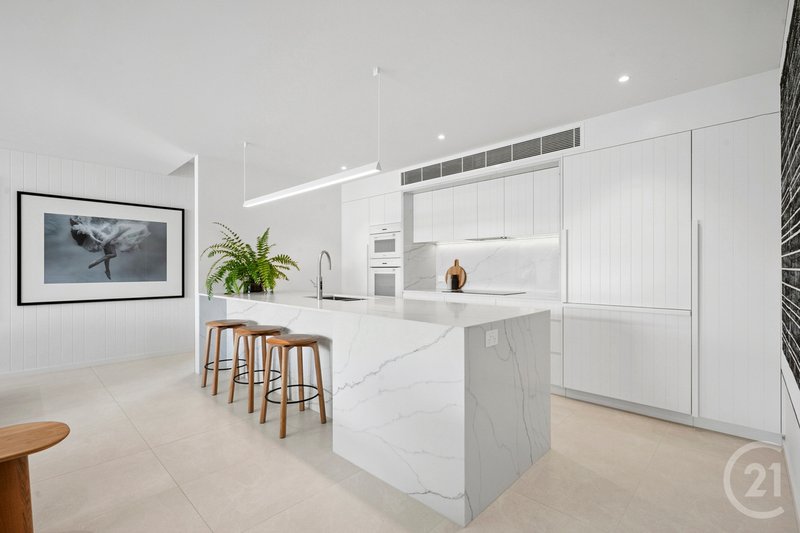 Photo - 1 & 2/23 Edward Street, Noosaville QLD 4566 - Image 21